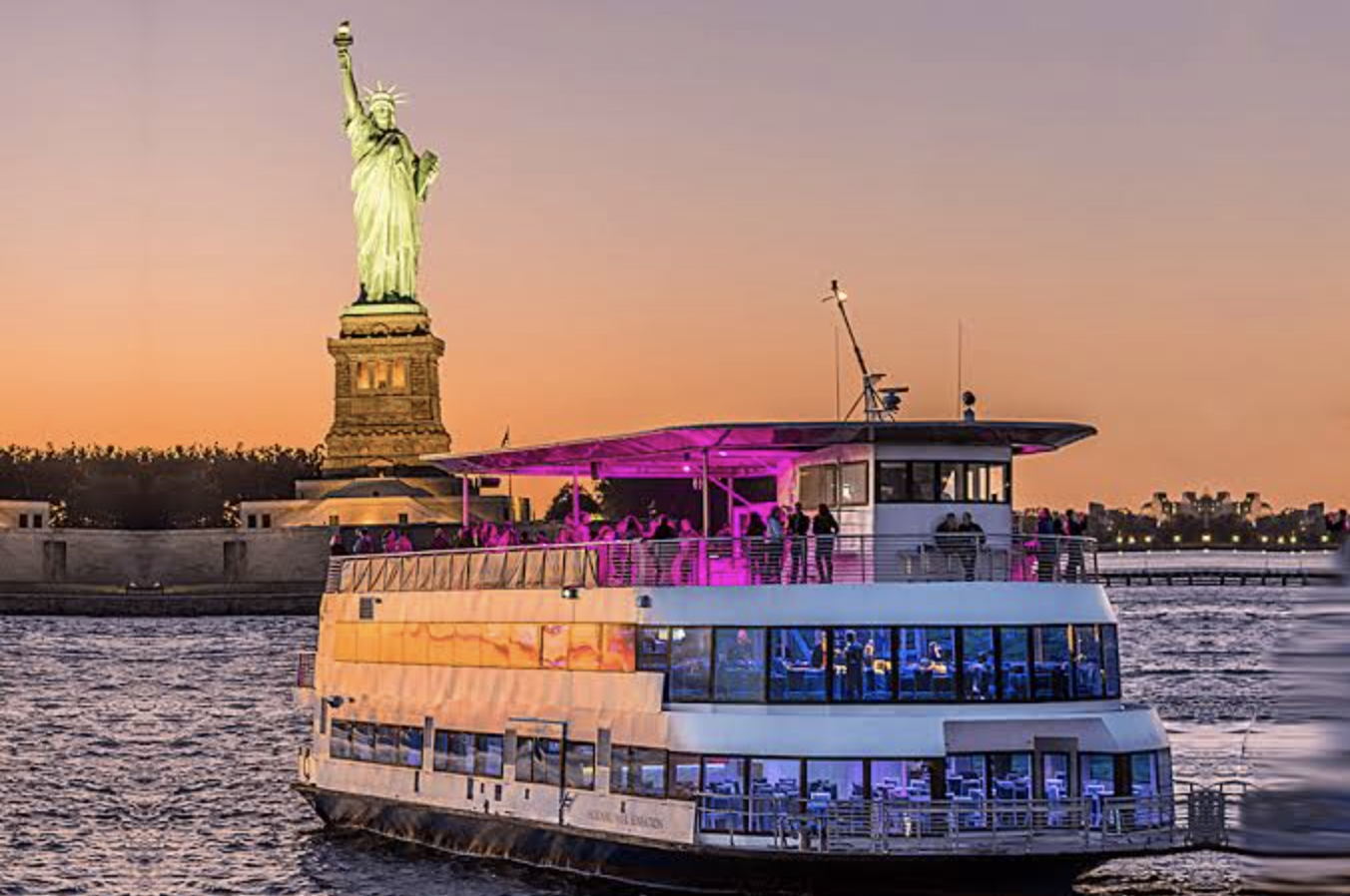 NY Party Cruise photo 2